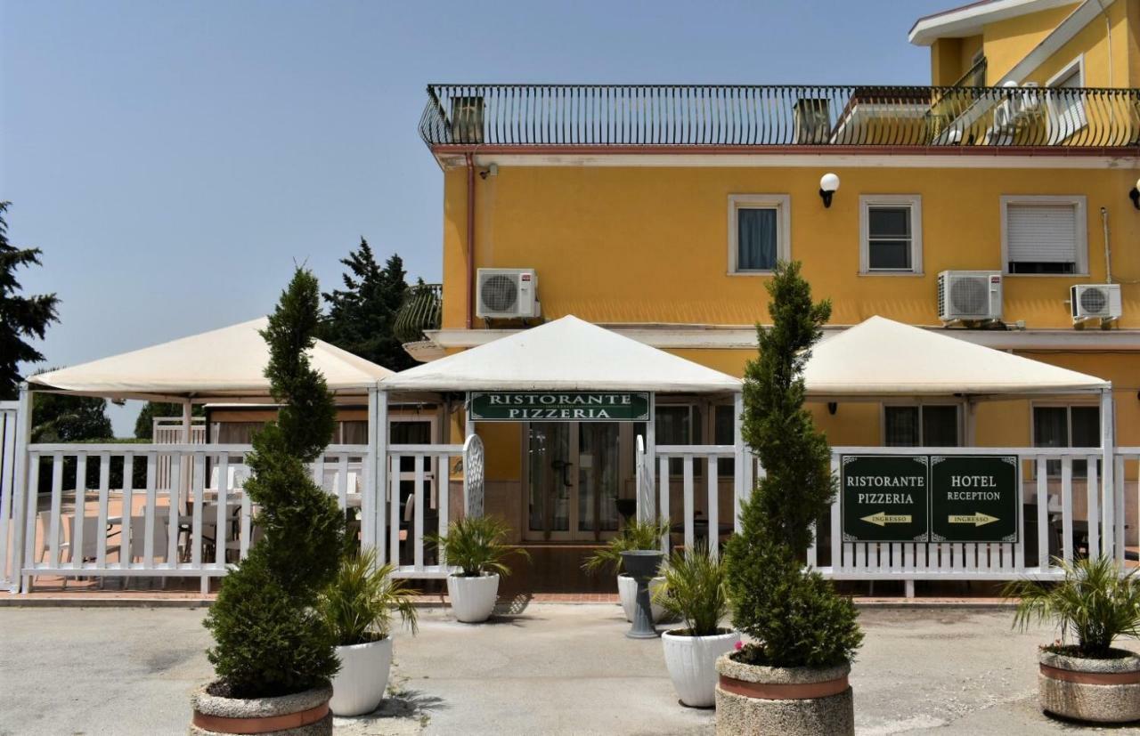 Hotel Garden San Giovanni Rotondo Exterior foto